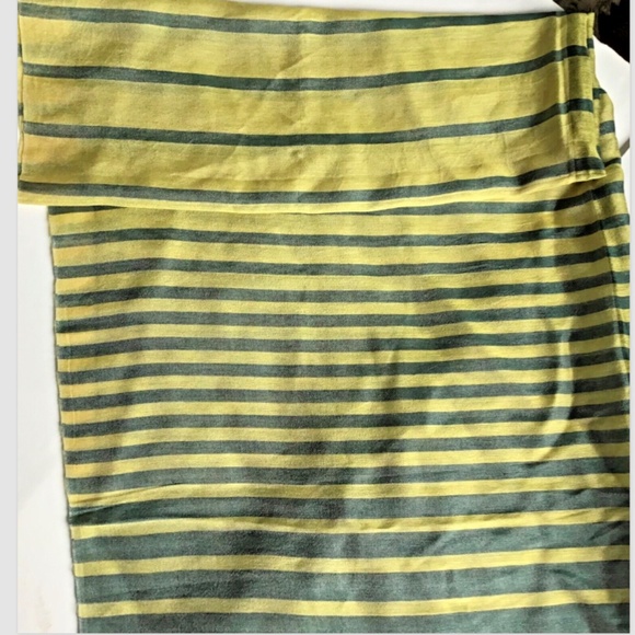 H & K Como , rectangular striped women Silk Écharpe/scarf made in Italy 🇮🇹 - Picture 8 of 8